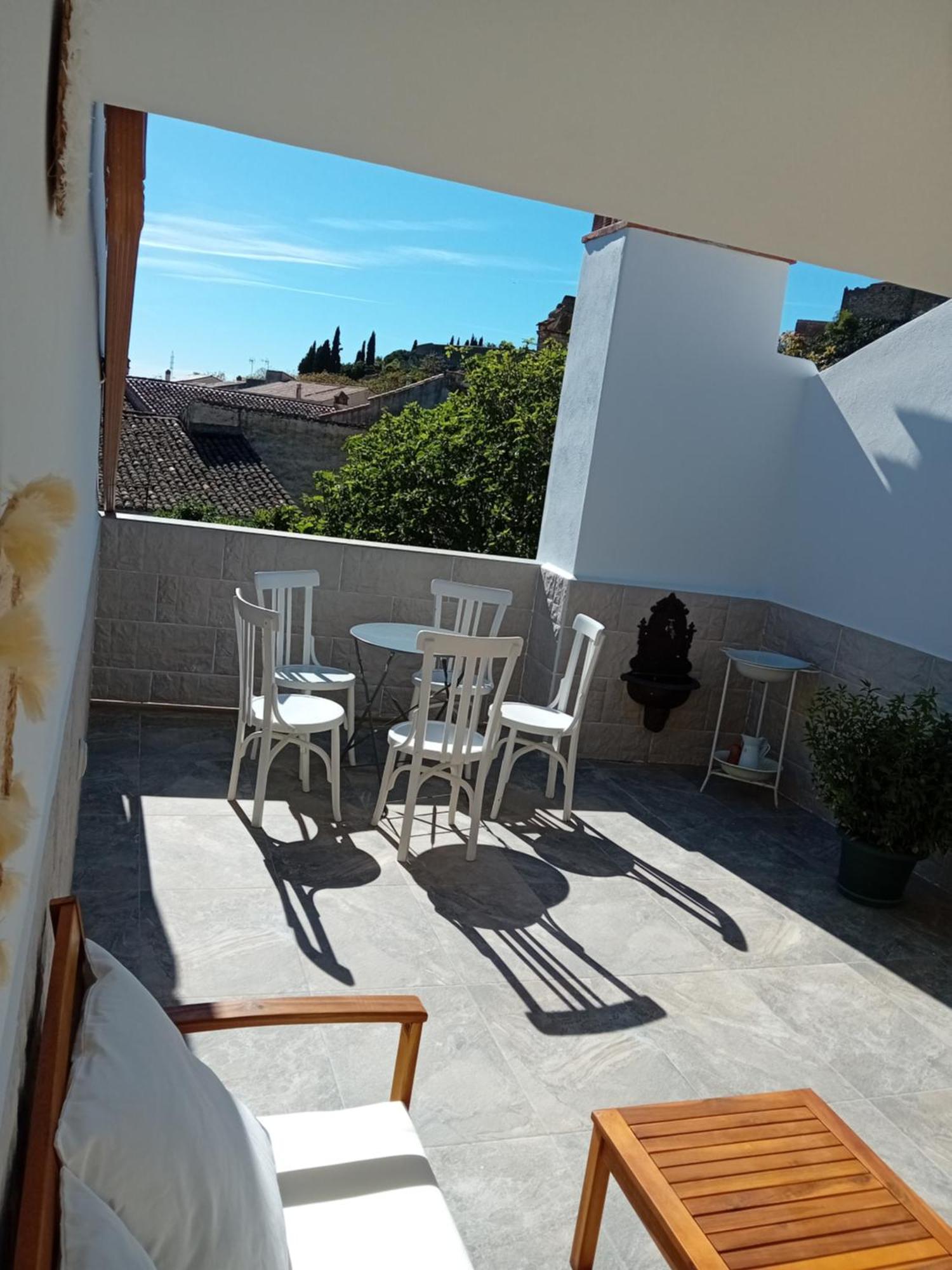 Apartamento Plaza San Francisco Trujillo Exteriör bild